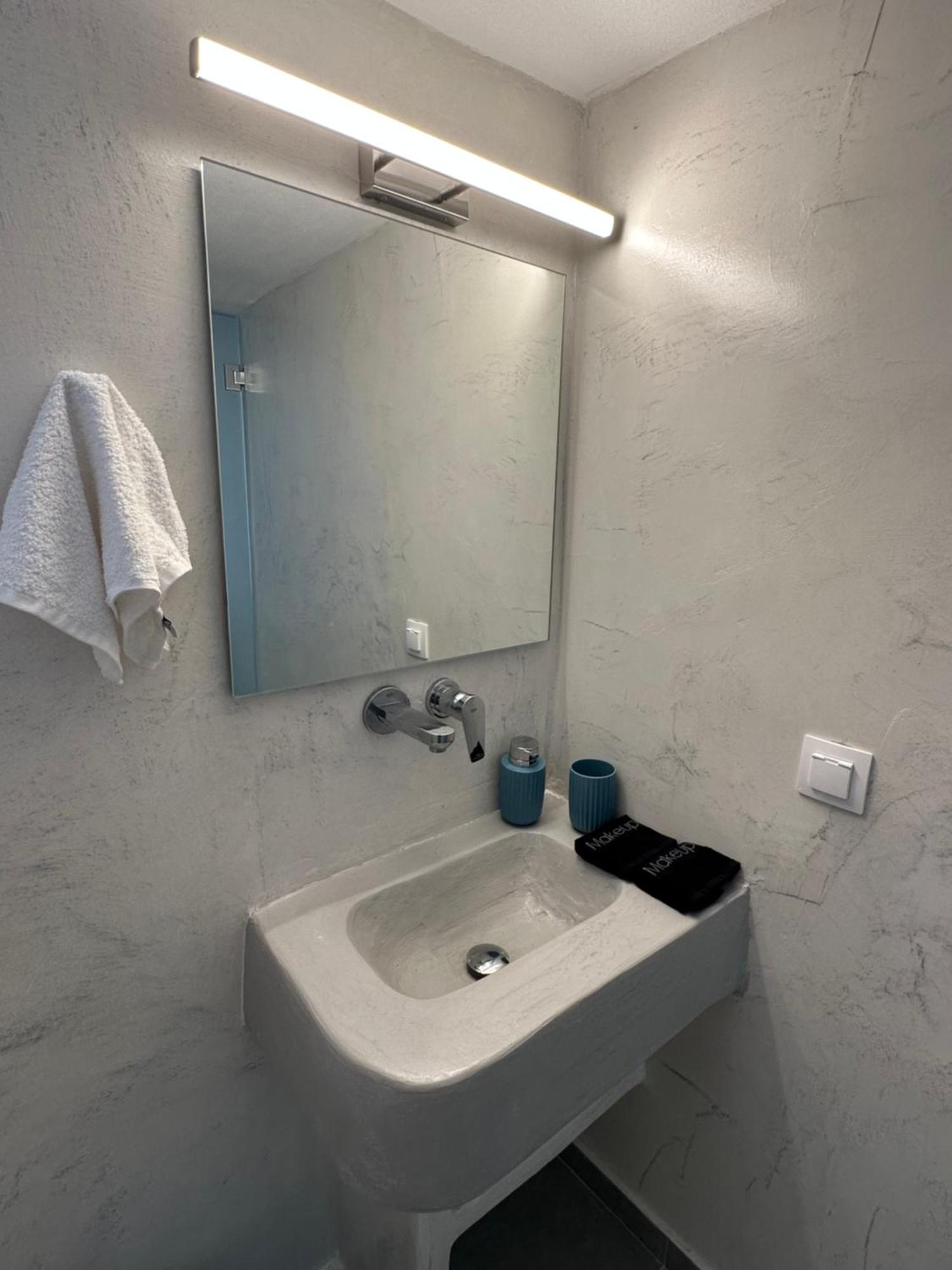 Iakovos' Luxury Penthouse Apartment Tinos Bagian luar foto